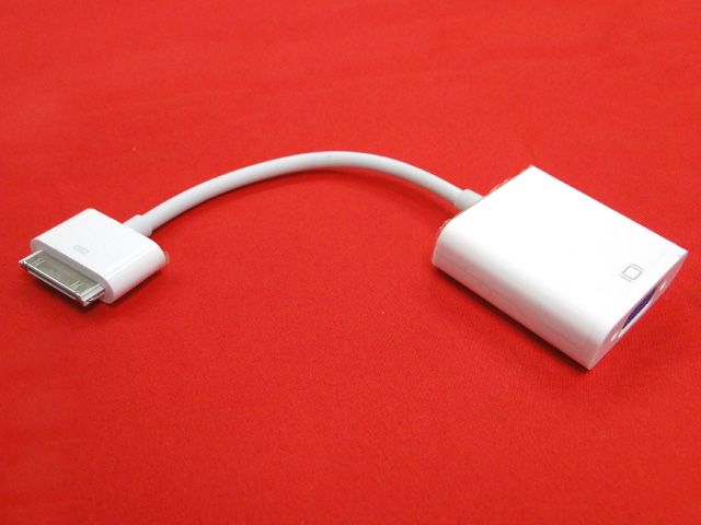 Apple iPad Dock Connector to VGA Adapter for projector  
