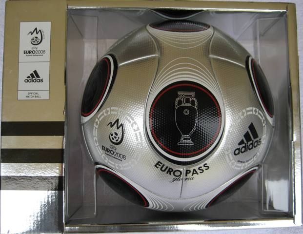 Adidas Europass Gloria EM Final 2008 Soccer Match Ball  