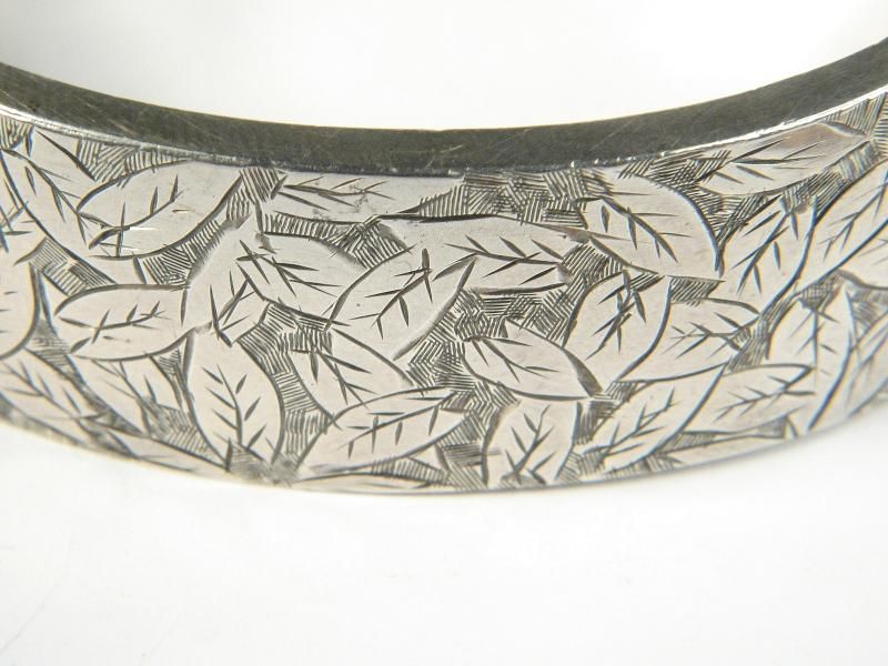 ANTIQUE ENGLISH STERLING SILVER BANGLE BRACELET c1884  