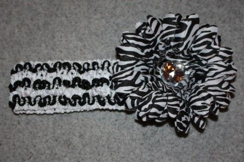 NEW  Crochet Headband with Animal Print Daisy Flower  