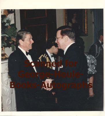 RONALD REAGAN~WHITE HOUSE~ROSS HUNTER~1986  