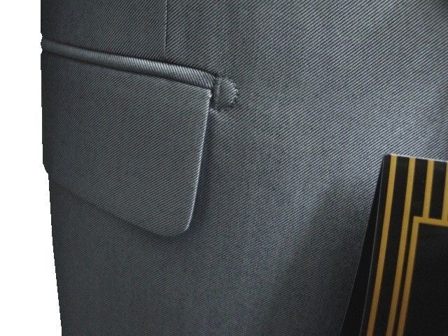 FIORELLI 2B MENS SUIT SHINY SILVER SHARKSKIN 48R FREE FAST SHIP & TIE 