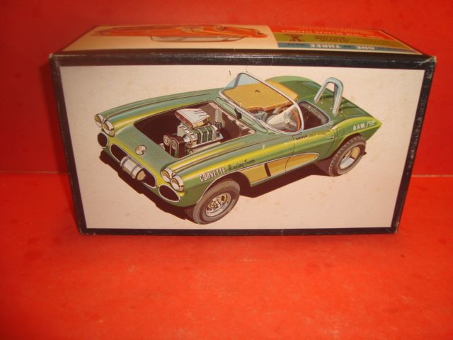 AMT 1969 Chevy Fleetside Pickup Truck Unb. Model Car Kit  