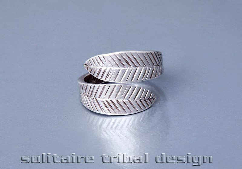 Karen silver   meeting leaves hand engraved tribal ring  