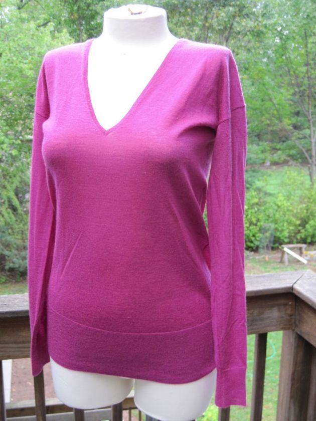 Theory cashmere thin long fuschia sweater size S/P  