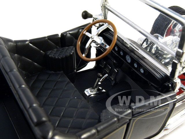 1923 FORD T BUCKET ROADSTER BLACK 118 DIECAST MODEL  