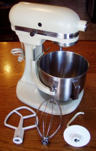 Hobart KITCHENAID K5SS 5 Qt Off White STAND MIXER K5 SS Cleaned 