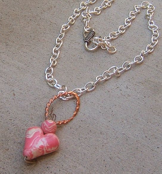PINK HANDMADE SWIRL WHITE HEART POLYMER CLAY PENDANT NECKLACE SILVER 