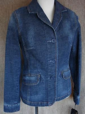 NWT Daisy Fuentes Moda Blue Denim Jacket Size M NWT $44  