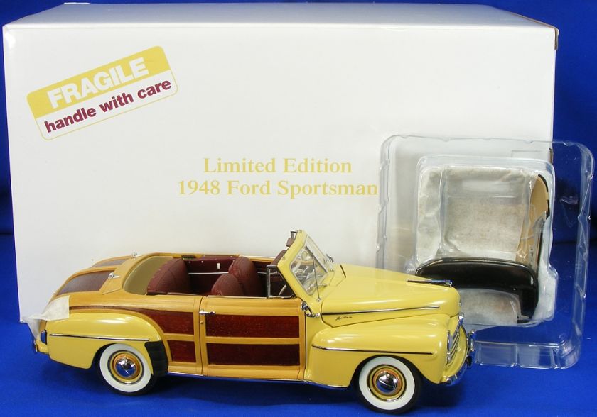 DANBURY MINT 1948 FORD SPORTSMAN 1/24 DIECAST MODEL CAR IN ORIGINAL 