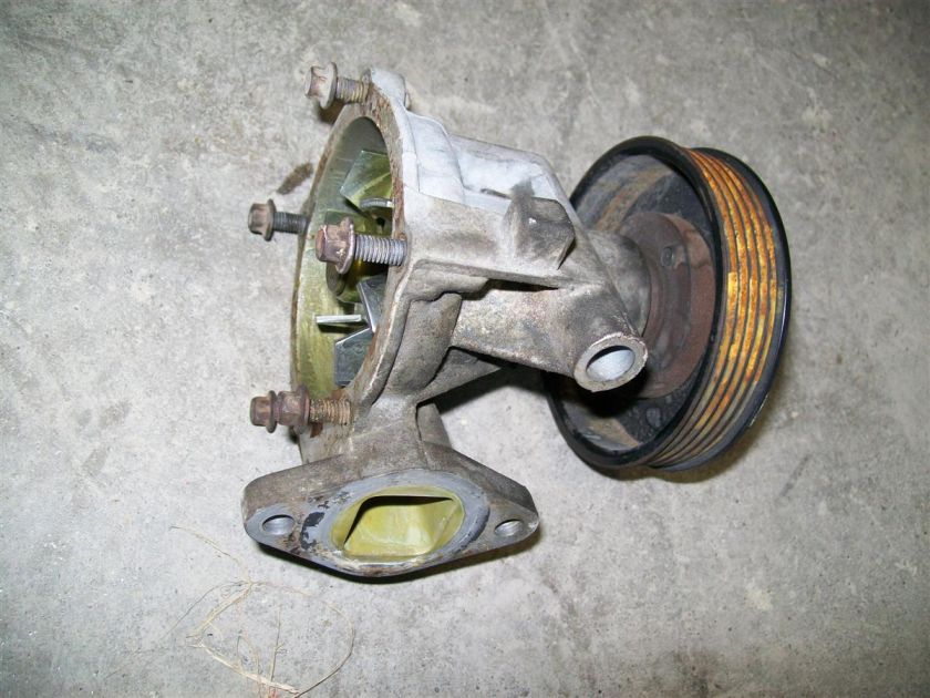 92 93 94 Ford Tempo Topaz 2.3L Water Pump And Pulley  