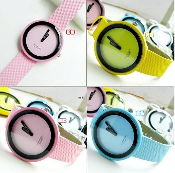   Colorful Jelly sports Woman Men Quartz leather Wrist Watch DC1  