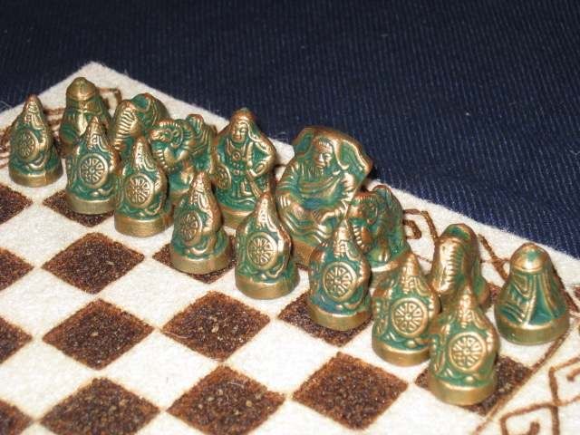 MONGOLIAN CHESS SET (SHATAR) GOLD vs SILVER, K=1 1/4  