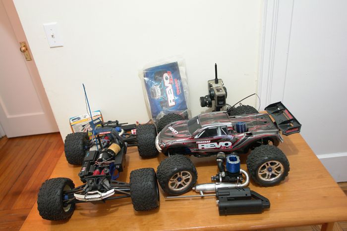 Traxxas Revo 3.3   Revo 2.5   Futaba T3PK Magnum   Picco .28 engine 