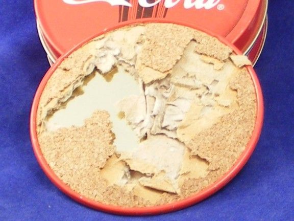 COCA  COLA COASTERS WITH TIN SET OF 4 DATED 1999  