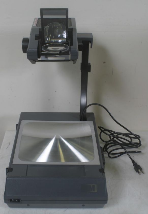 3M Model 2000 Portable Overhead Projector  