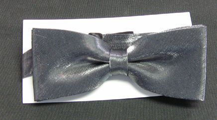 Mens Gray Metallic Pre Tied Bow Tie New In Box  