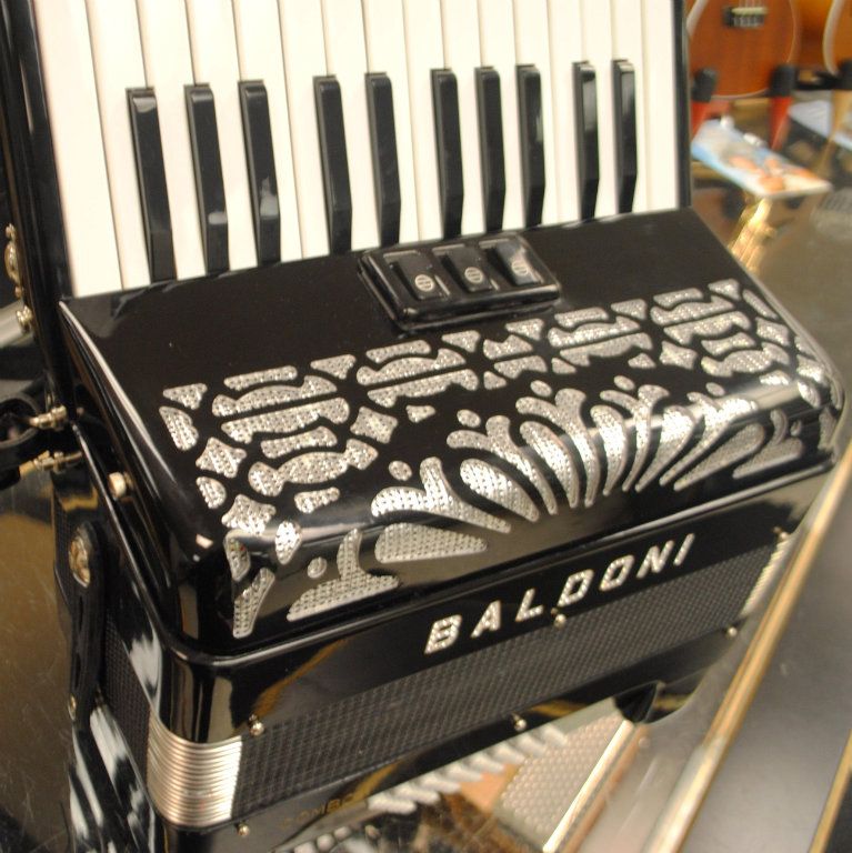 BALDONI PIANO ACCORDION 48 BASS COMBO 1  