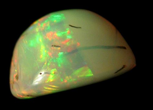 opals are shown dry and 100 % natural pictures and videos are made 