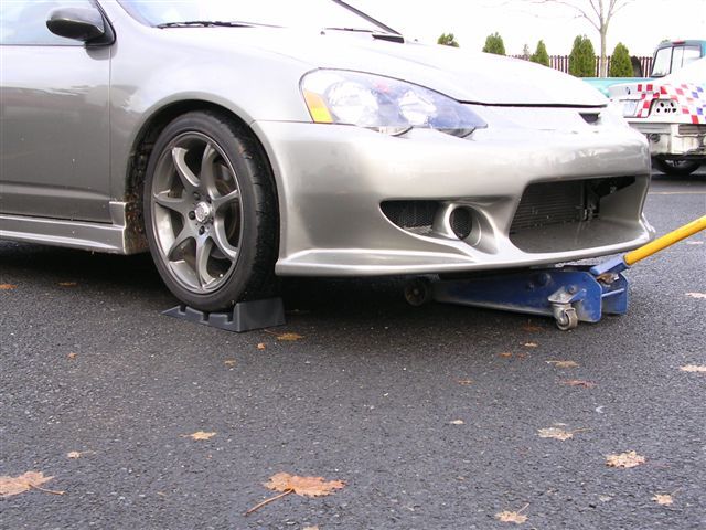 SNOW CHAIN RAMP FOR SKID LOADER TIRE CHAINS  