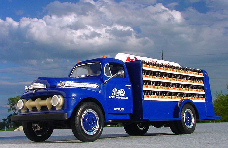 VF   1951 Ford   PEPSI COLA Delivery Truck   First Gear  