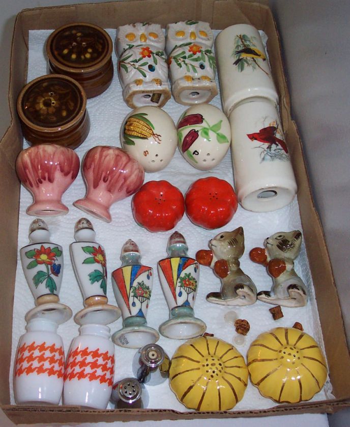 11 lot set SALT AND PEPPERS BIRDS ,VEGETABLES,FIGURALS  